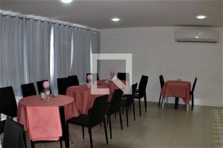 Apartamento à venda com 55m², 2 quartos e sem vaga Apartamento à venda com 55m², 2 quartos e sem vagaÁrea comum - Salão de festas