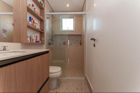 Apartamento à venda com 386m², 3 quartos e 4 vagasBanheiro da Suíte 2