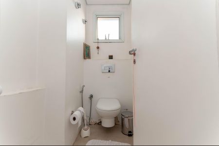 Apartamento à venda com 386m², 3 quartos e 4 vagasBanheiro da Suíte 1