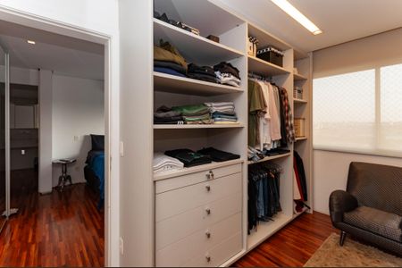 Apartamento à venda com 386m², 3 quartos e 4 vagasCloset da Suíte 1