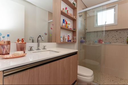 Apartamento à venda com 386m², 3 quartos e 4 vagasBanheiro da Suíte 2