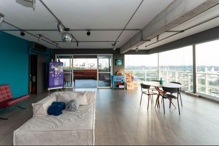 Apartamento à venda com 386m², 3 quartos e 4 vagasCobertura