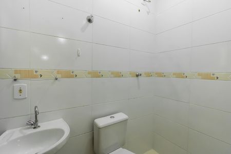 Casa de condomínio à venda com 74m², 2 quartos e 1 vagaBanheiro da Suíte 2