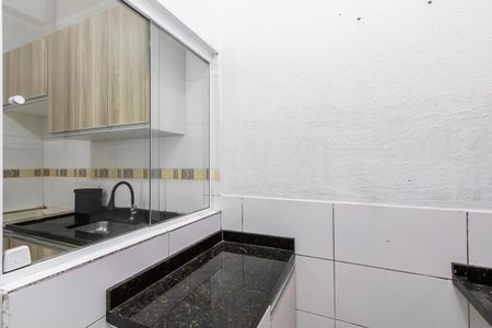 Casa de condomínio à venda com 74m², 2 quartos e 1 vagaÁrea de Serviço