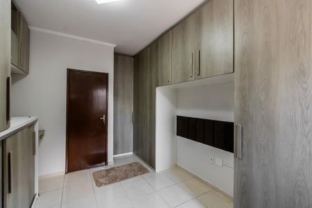 Casa de condomínio à venda com 74m², 2 quartos e 1 vagaSuite 1