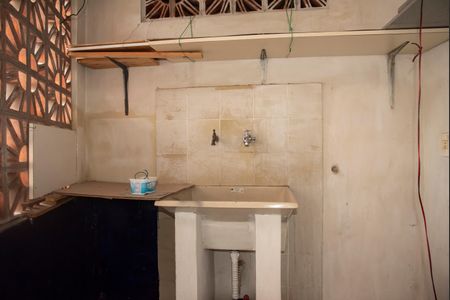 Casa à venda com 80m², 2 quartos e sem vagaÁrea de Serviço