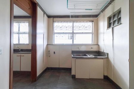 Apartamento para alugar com 245m², 3 quartos e 2 vagasÁrea de serviço