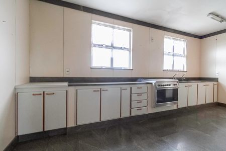 Apartamento para alugar com 245m², 3 quartos e 2 vagasCozinha