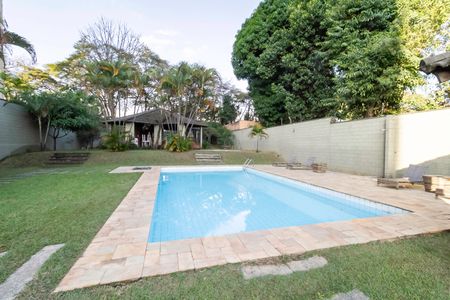 Apartamento para alugar com 245m², 3 quartos e 2 vagasPiscina