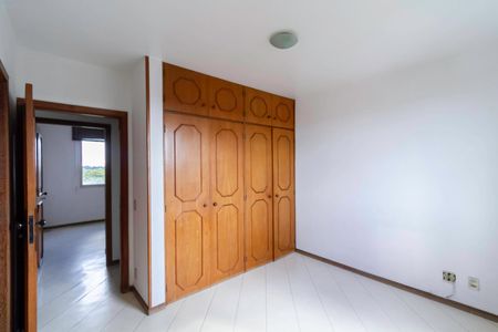 Apartamento para alugar com 245m², 3 quartos e 2 vagasSemi suíte 1