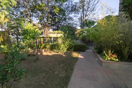 Apartamento para alugar com 245m², 3 quartos e 2 vagasEntrada