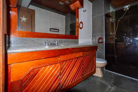 Apartamento para alugar com 245m², 3 quartos e 2 vagasBanheiro da suíte 3