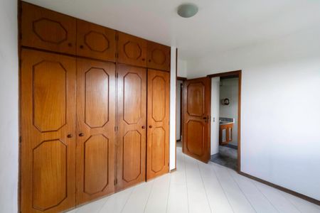 Apartamento para alugar com 245m², 3 quartos e 2 vagasSuíte 2