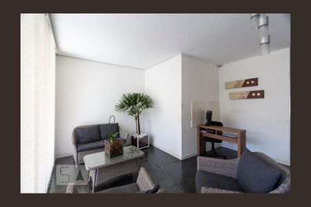 Apartamento à venda com 70m², 3 quartos e 1 vaga Apartamento à venda com 70m², 3 quartos e 1 vagaHall Social