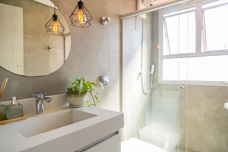 Apartamento à venda com 70m², 3 quartos e 1 vaga Apartamento à venda com 70m², 3 quartos e 1 vagaBanheiro