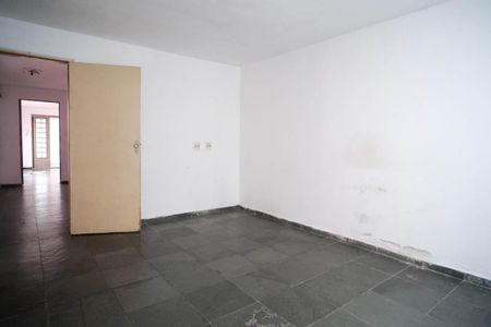 Casa à venda com 550m², 8 quartos e 4 vagasQuarto 2