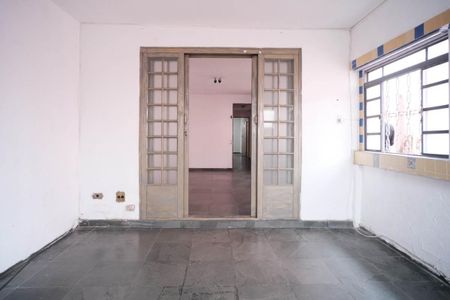 Casa à venda com 550m², 8 quartos e 4 vagasSala