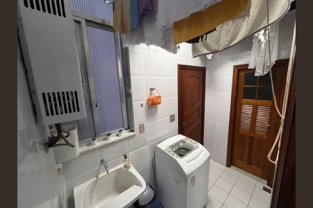 Apartamento à venda com 125m², 3 quartos e 1 vaga Apartamento à venda com 125m², 3 quartos e 1 vagaÁrea de serviço