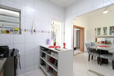 Apartamento à venda com 240m², 3 quartos e sem vagaCozinha