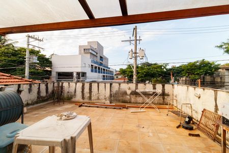 Casa para alugar com 58m², 2 quartos e 1 vagaÁrea externa