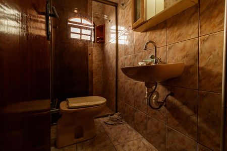 Casa para alugar com 58m², 2 quartos e 1 vagaBanheiro Social