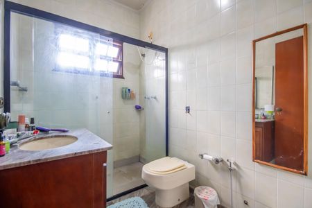 Casa à venda com 336m², 4 quartos e 4 vagasBanheiro Social