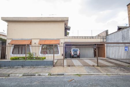 Casa à venda com 336m², 4 quartos e 4 vagasFachada