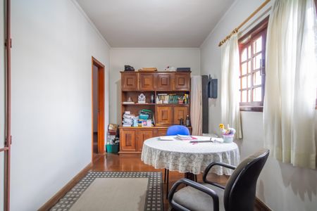 Casa à venda com 336m², 4 quartos e 4 vagasSala de Leitura