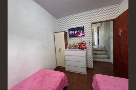 Casa à venda com 128m², 2 quartos e 2 vagas Casa à venda com 128m², 2 quartos e 2 vagasQuarto 1