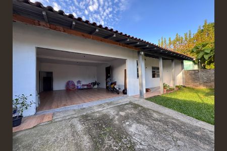 Casa à venda com 128m², 2 quartos e 2 vagas Casa à venda com 128m², 2 quartos e 2 vagasÁrea Externa