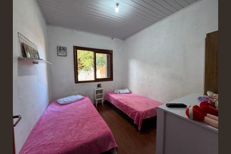 Casa à venda com 128m², 2 quartos e 2 vagas Casa à venda com 128m², 2 quartos e 2 vagasQuarto 1