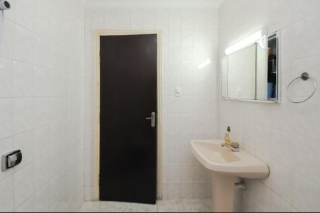 Casa à venda com 125m², 4 quartos e 2 vagas Casa à venda com 125m², 4 quartos e 2 vagasBanheiro Social 2