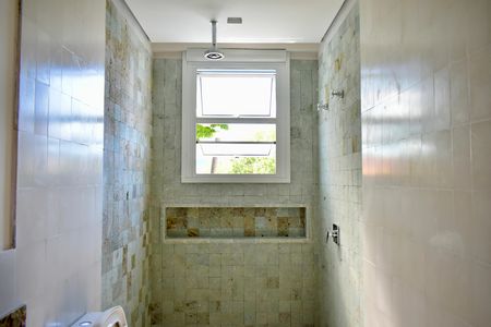 Casa para alugar com 290m², 4 quartos e 5 vagasBanheiro Suíte Master 1