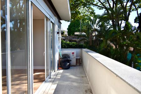 Casa para alugar com 290m², 4 quartos e 5 vagasSuíte Master