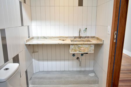 Casa para alugar com 290m², 4 quartos e 5 vagasBanheiro da Suíte 3