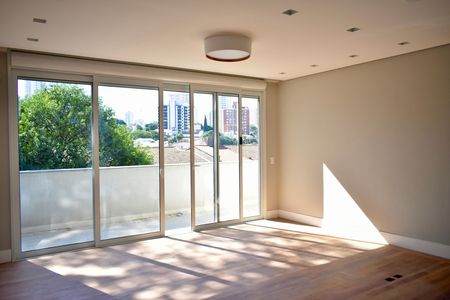 Casa para alugar com 290m², 4 quartos e 5 vagasSuíte Master