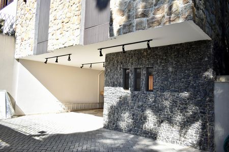 Casa para alugar com 290m², 4 quartos e 5 vagasGaragem
