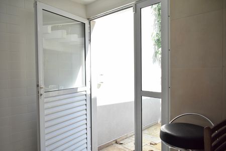 Casa para alugar com 290m², 4 quartos e 5 vagasÁrea de Serviço