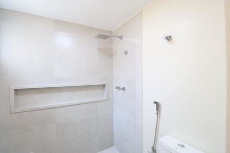 Apartamento à venda com 120m², 3 quartos e 2 vagasBanheiro da Suíte 1