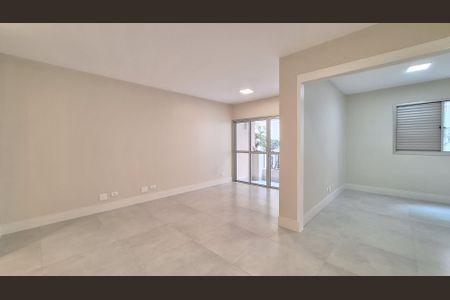 Apartamento à venda com 120m², 3 quartos e 2 vagasSala