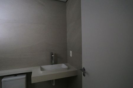 Apartamento à venda com 218m², 3 quartos e 2 vagasBanheiro da Suíte