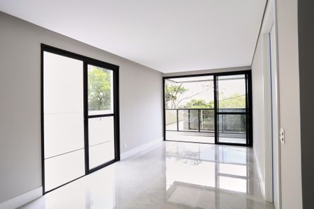 Apartamento à venda com 218m², 3 quartos e 2 vagasSala