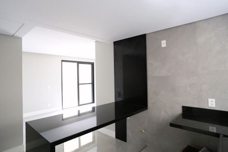 Apartamento à venda com 218m², 3 quartos e 2 vagasCozinha