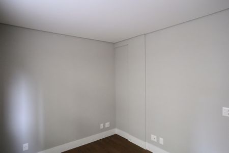 Apartamento à venda com 218m², 3 quartos e 2 vagasQuarto 1