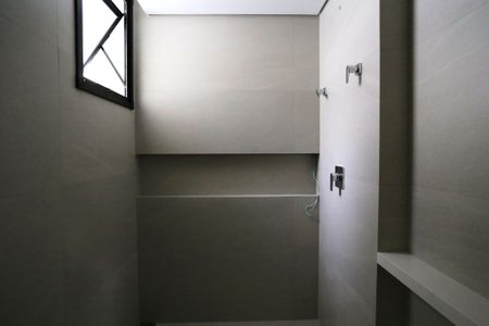 Apartamento à venda com 218m², 3 quartos e 2 vagasBanheiro da Suíte