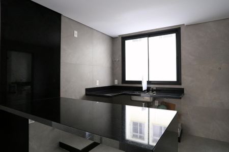 Apartamento à venda com 218m², 3 quartos e 2 vagasCozinha