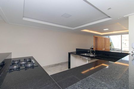 Casa à venda com 187m², 2 quartos e 4 vagas Casa à venda com 187m², 2 quartos e 4 vagasCozinha