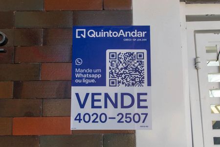 Casa à venda com 187m², 2 quartos e 4 vagas Casa à venda com 187m², 2 quartos e 4 vagasPlaca