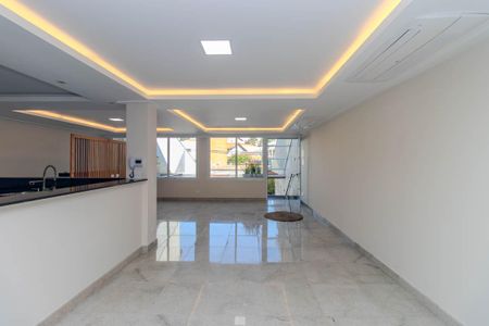 Casa à venda com 187m², 2 quartos e 4 vagas Casa à venda com 187m², 2 quartos e 4 vagasSala