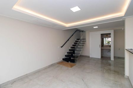 Casa à venda com 187m², 2 quartos e 4 vagas Casa à venda com 187m², 2 quartos e 4 vagasSala